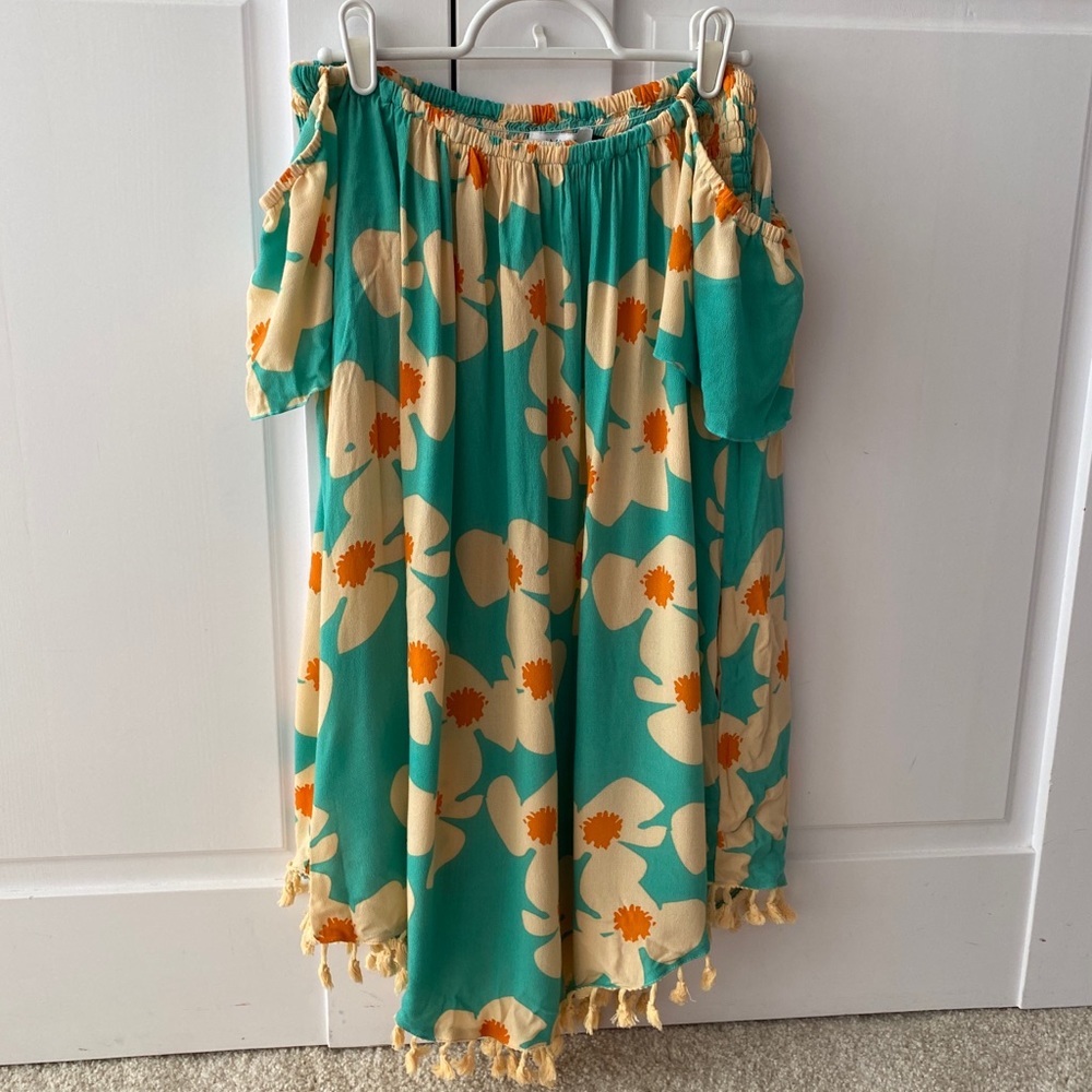 Ava sky dress new with tags
